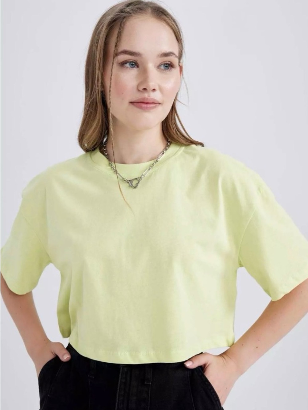 Colsie Pale Lime Cropped Tee